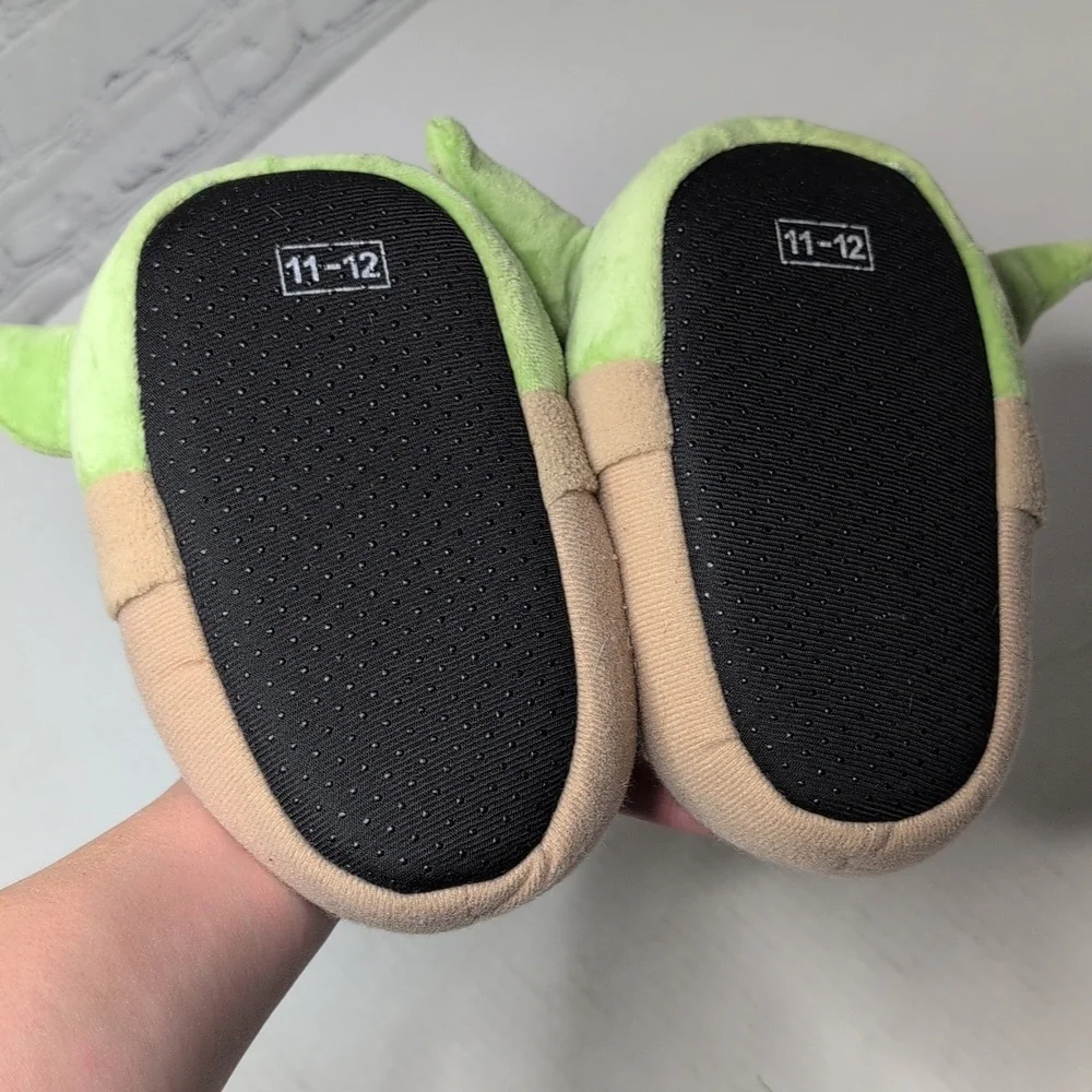 Star Wars The Mandalorian Grogu Slippers
